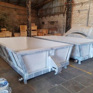 Transporte de couros carros banheira e cavaletes