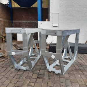 Base metalicas para fuloes